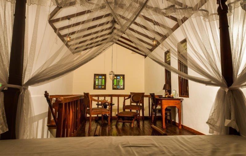 Headman House Antique Villa - A Seaside Royal Stay Ahangama Eksteriør billede